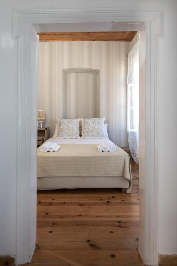 Neoclassical Manor House Poros Town Exterior photo
